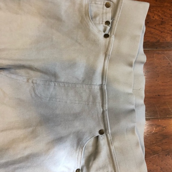 Grey pair of jeans leggings with pockets on back - Picture 2 of 3